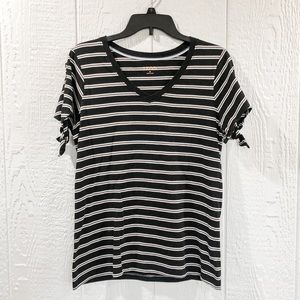 Izod V Neck Tee, Cold Shoulder Sleeve Tee, T Shirt, v Neck T Shirt